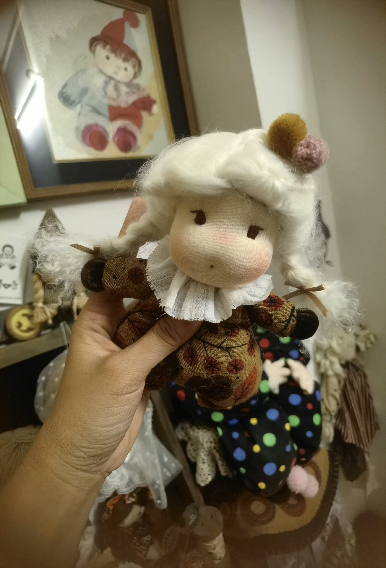 A fat-faced doll