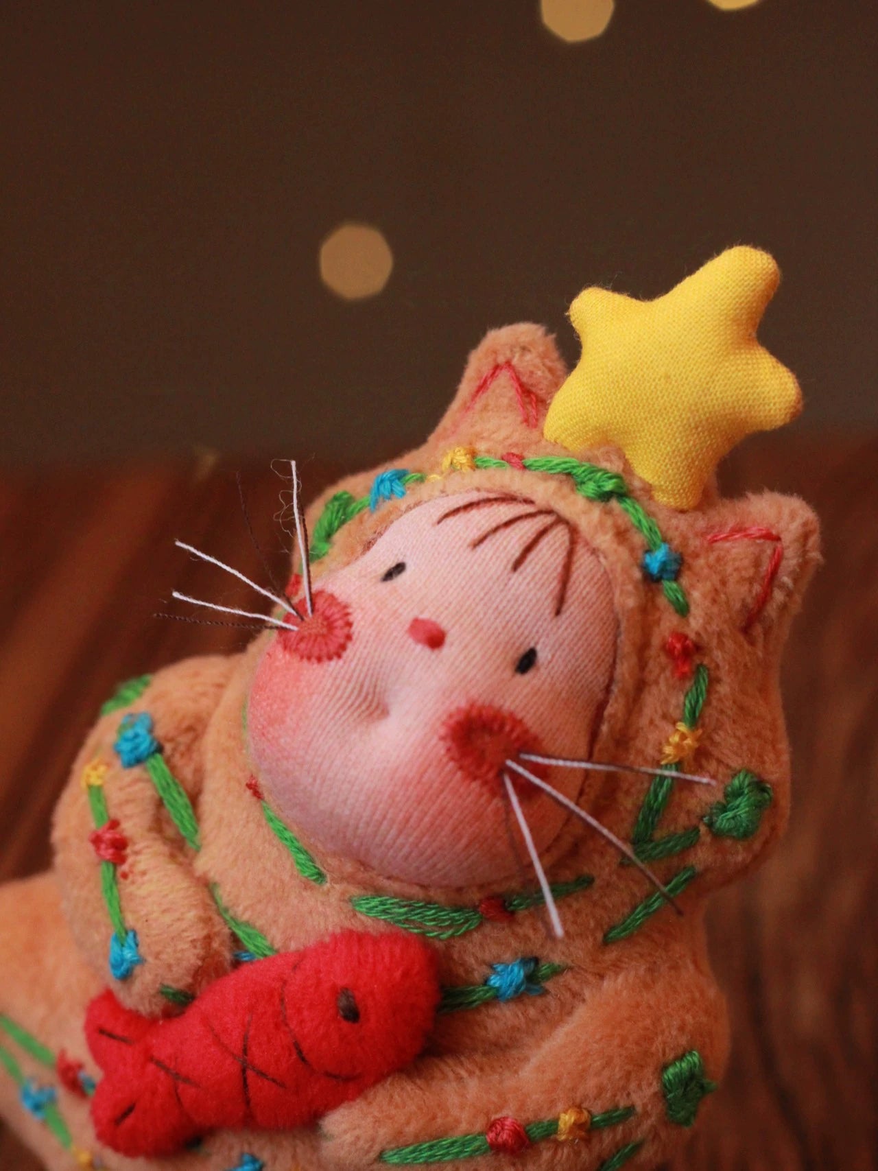 Christmas tree cat